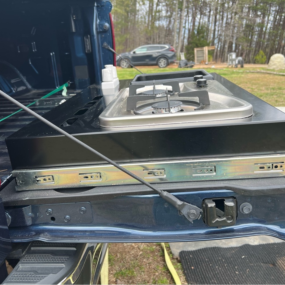 gas cooker with sink out of 2021 heartland pioneer brand new